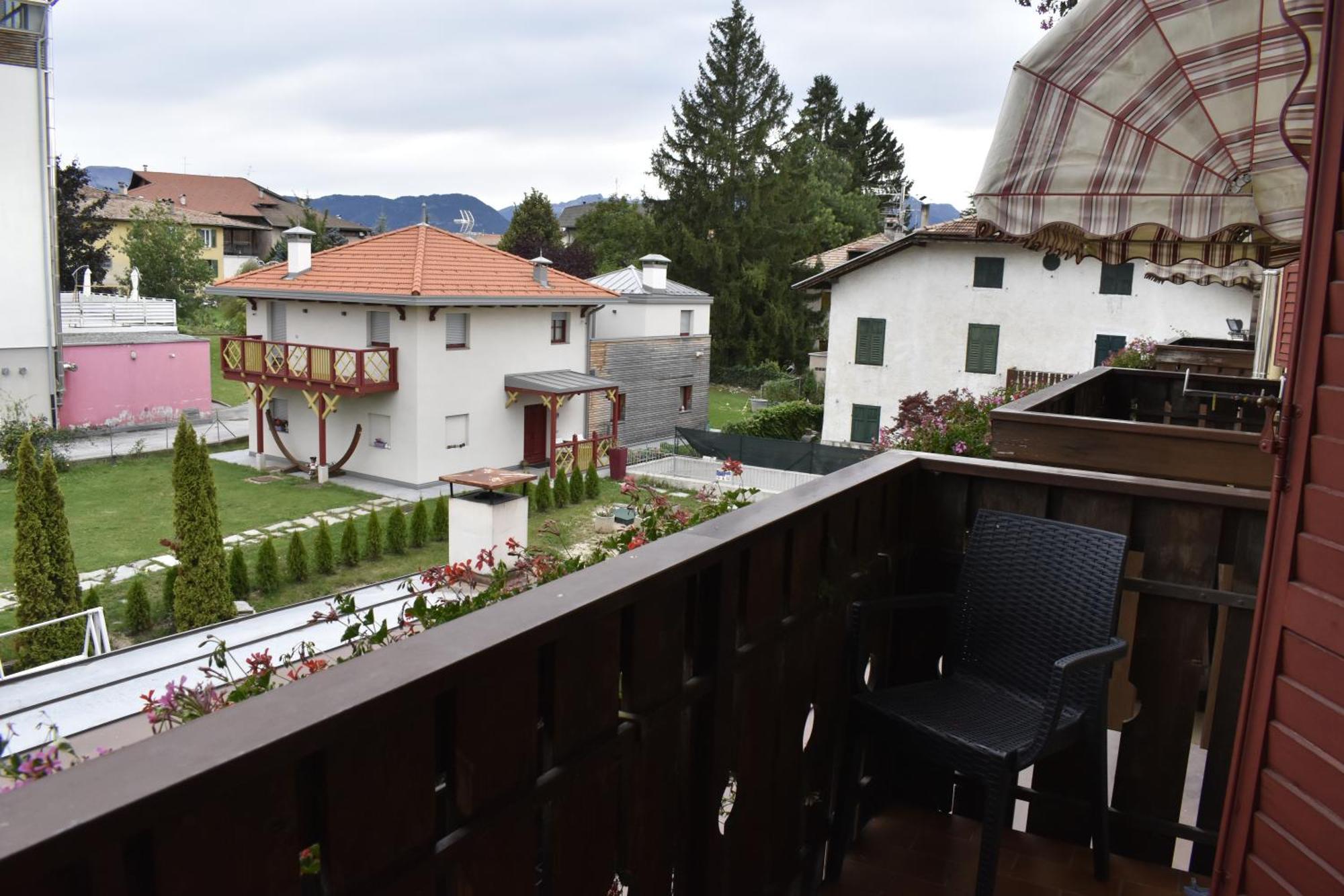 Villa Nuova Romeno Exterior foto